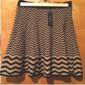 NWT Camel/black chevron flare knit skirt